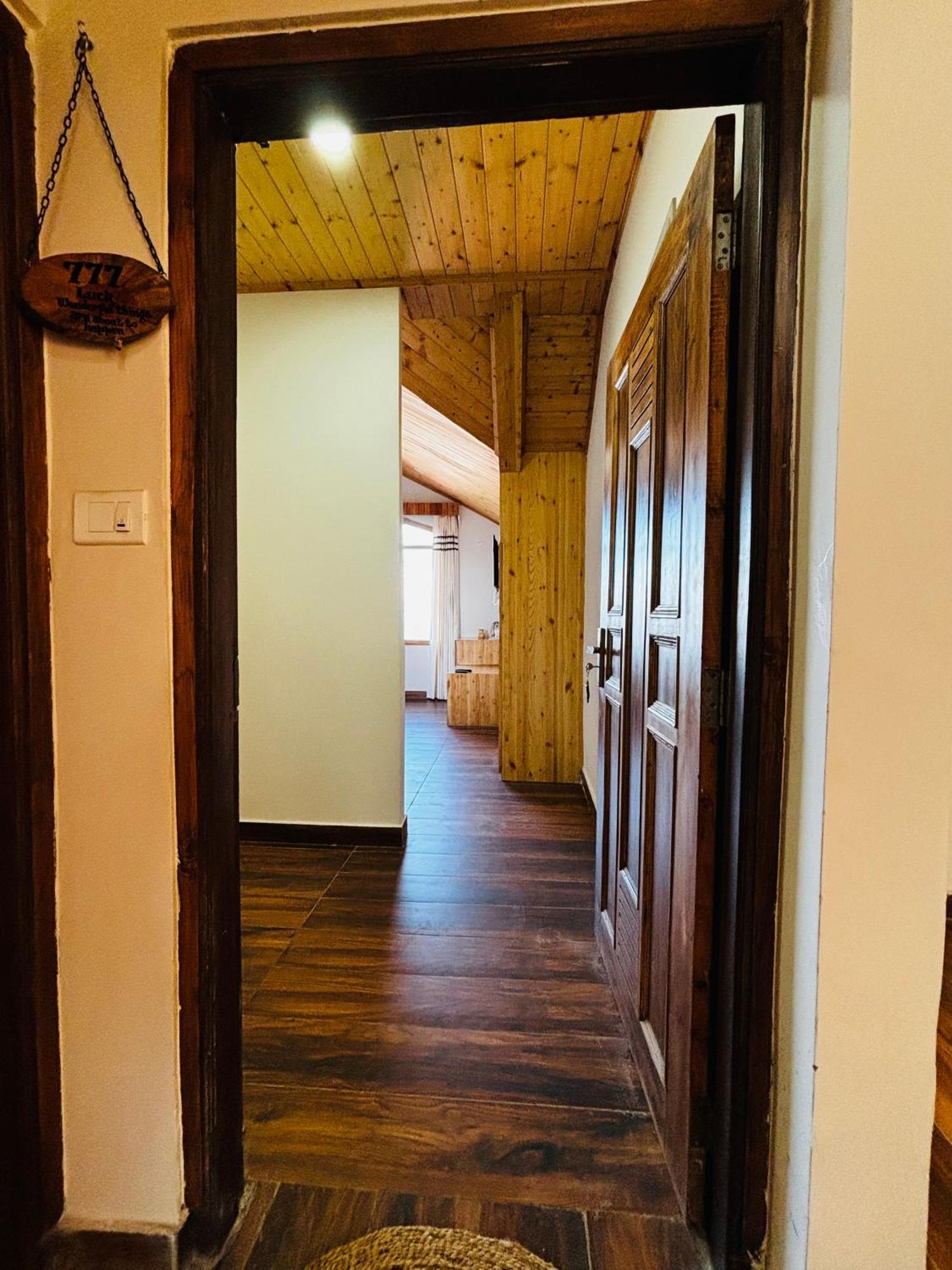 Hilly Horizon Bnb Kufri Cheog Exteriér fotografie